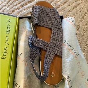 Bernie Mev comfortable sling backs